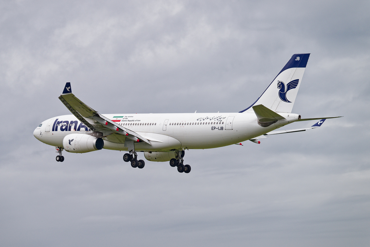 Airbus A330-200, Iran Air