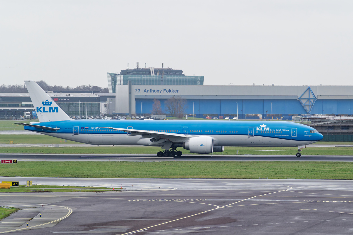 Boeing 777-300ER, KLM Royal Dutch Airlines